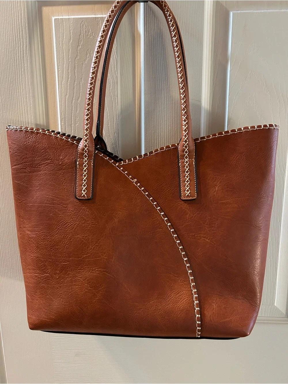 Natural Brown Vegan Leather Shoulder Bag w/large accessory bag 12”x 16” Pristine